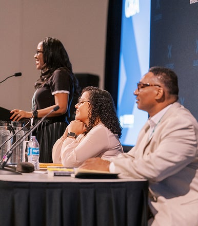 Kem Tolliver, Shawntea "Taya" Gordon and Otis C. Fagan help lead a meeting of MGMA's Black Healthcare Leaders Resource Group at the 2024 Leaders Conference in Denver. (Photo by BrandViva)